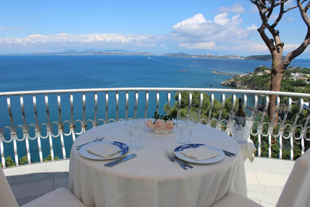 Hotel Myage Казамиччола-Терме Экстерьер фото